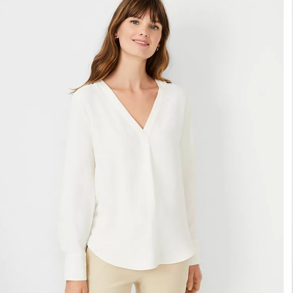 Ann Taylor pleat front blouse